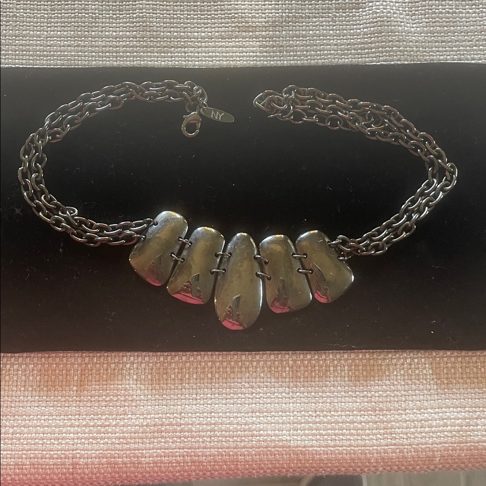 Statement Metallic Necklace with Stone-shaped Pendants